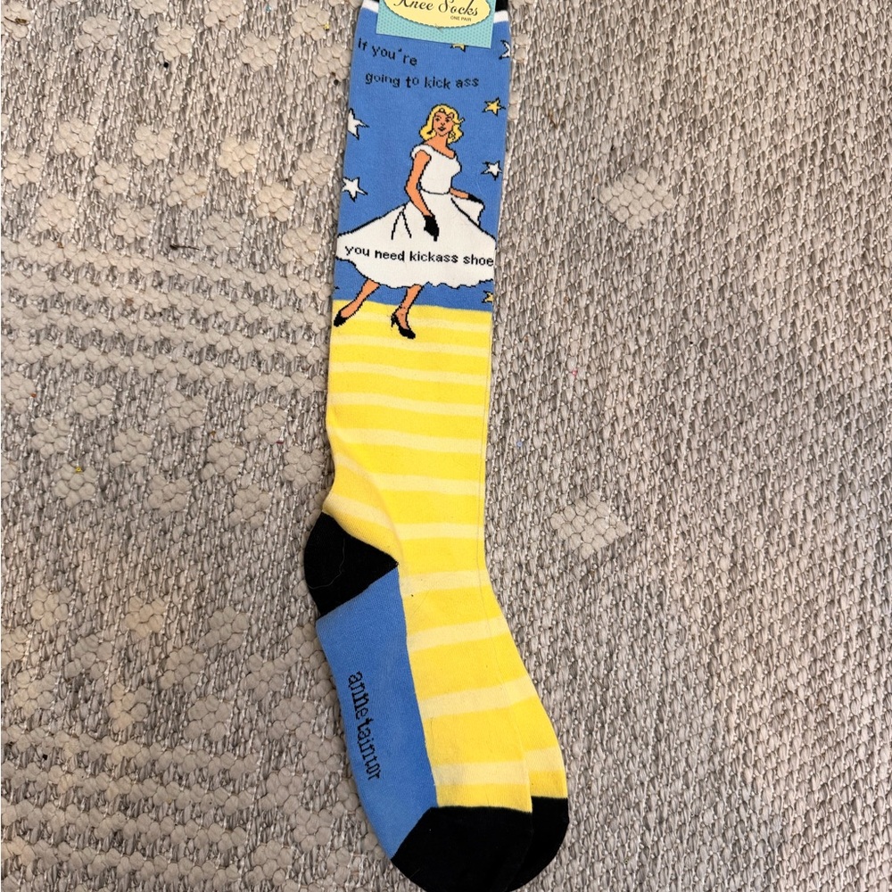 Anne Taintor - If you’re going to kick ass socks - Picture 2 of 2